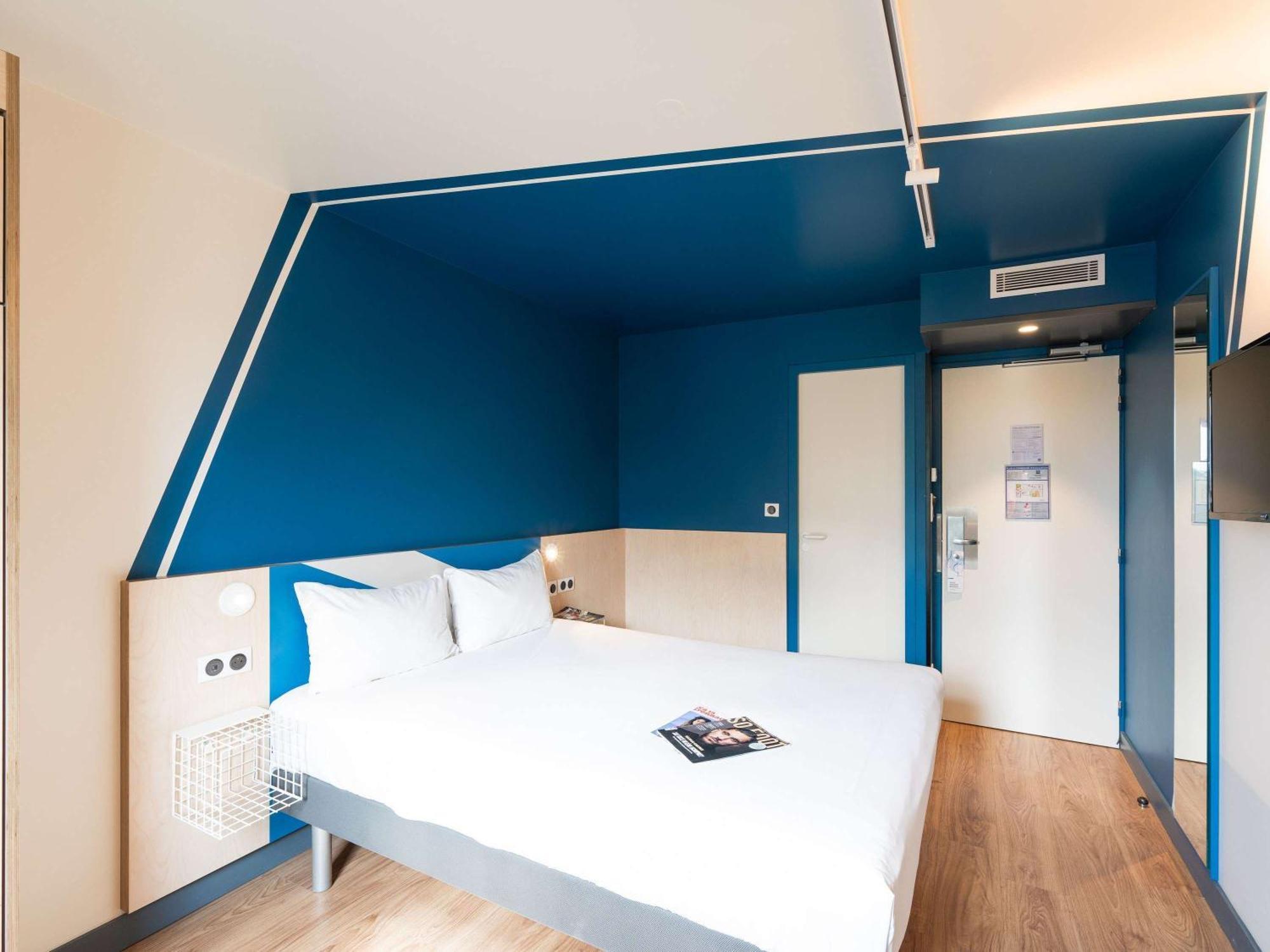 Ibis Budget Lyon Centre Confluence Ngoại thất bức ảnh