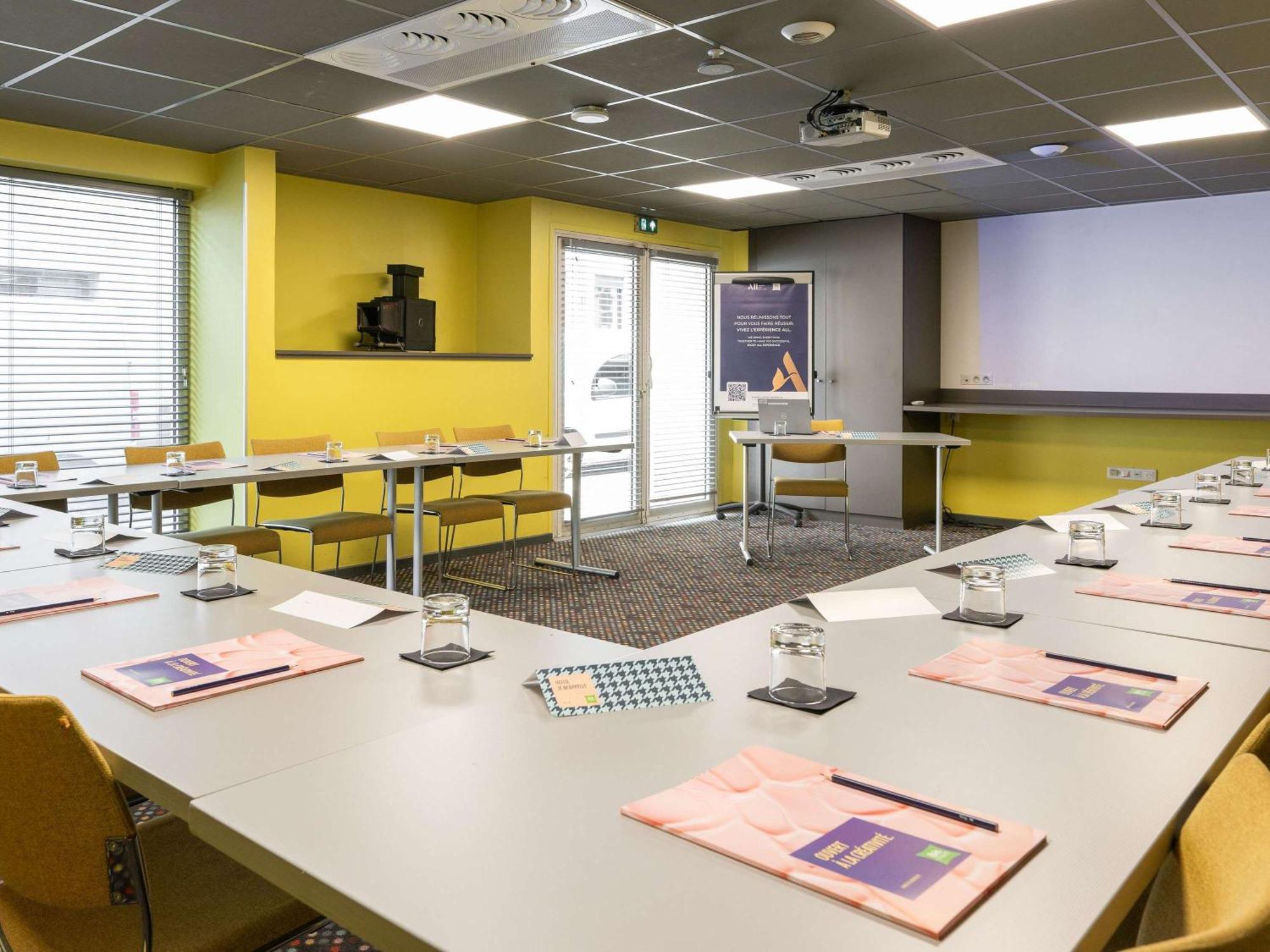 Ibis Budget Lyon Centre Confluence Ngoại thất bức ảnh