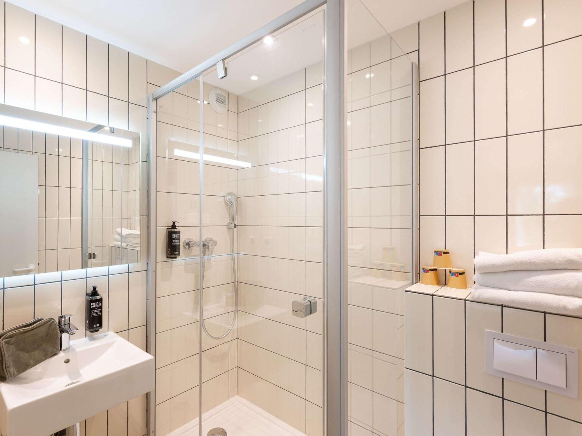 Ibis Budget Lyon Centre Confluence Ngoại thất bức ảnh